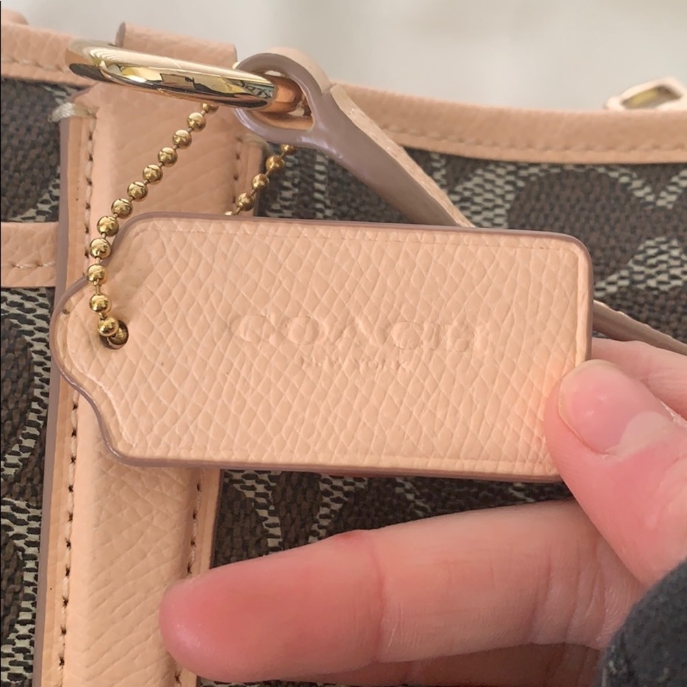 Coach Handbag!! - Picture 8 of 8